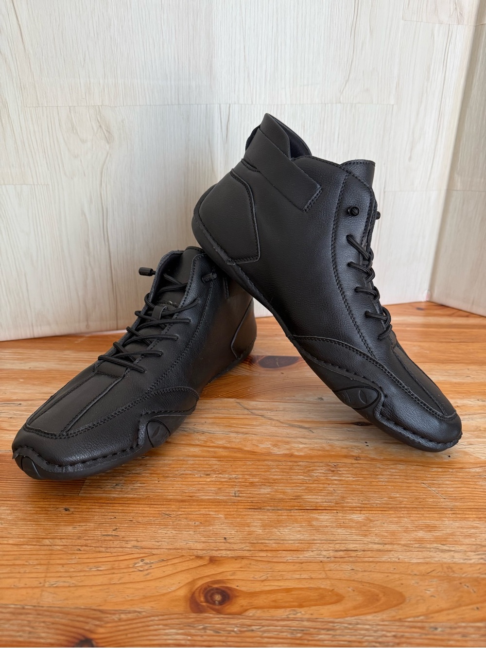 DBeck Explorer Men’s Black Faux Leather High Top Outdoor Ankle Boots Size 11.5